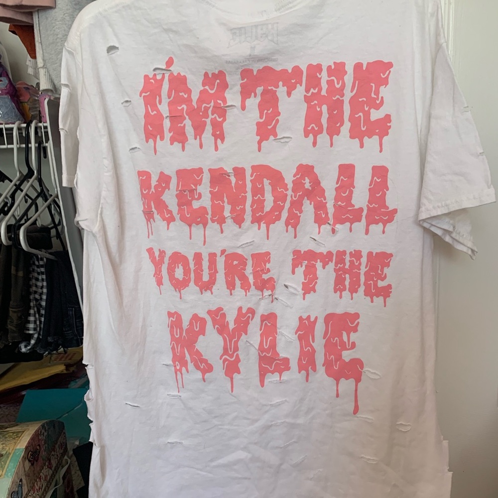 NWOT THE KYLIE SHOP KYLIE JENNER MERCHANDISE TEE